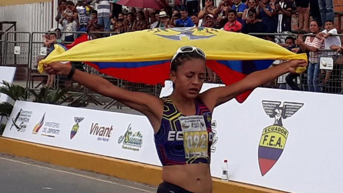 Tras subir al podio, Glenda Morejón, entre otras, será recibida con un homenaje que encabezará la ministra del Deporte, Andrea Sotomayor.