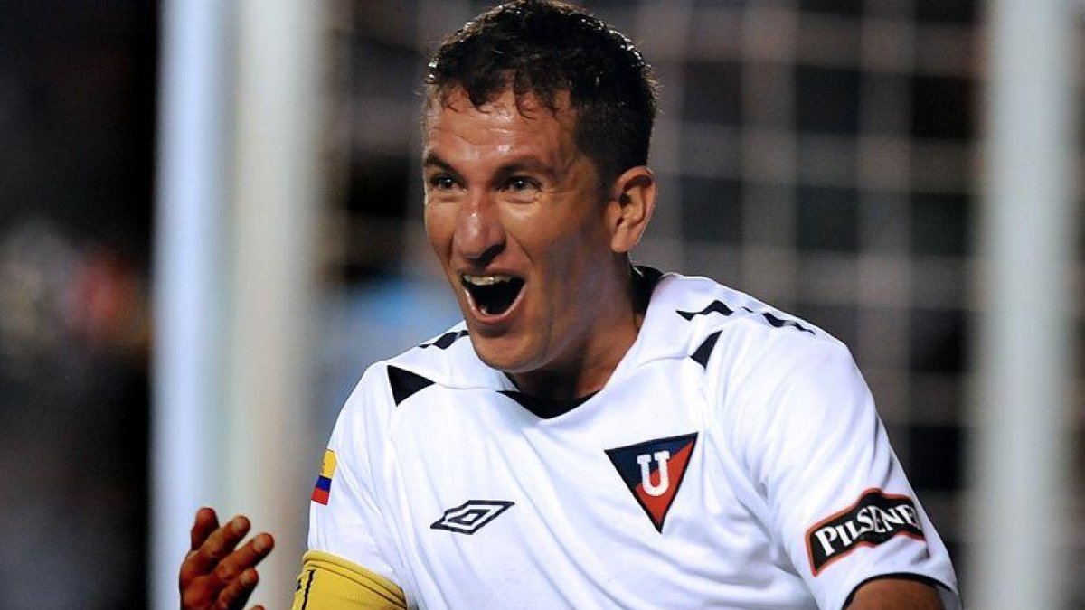 La exfigura de Liga de Quito, Patricio Urrutia jugará en el partido amistoso Leyendas Conmebol