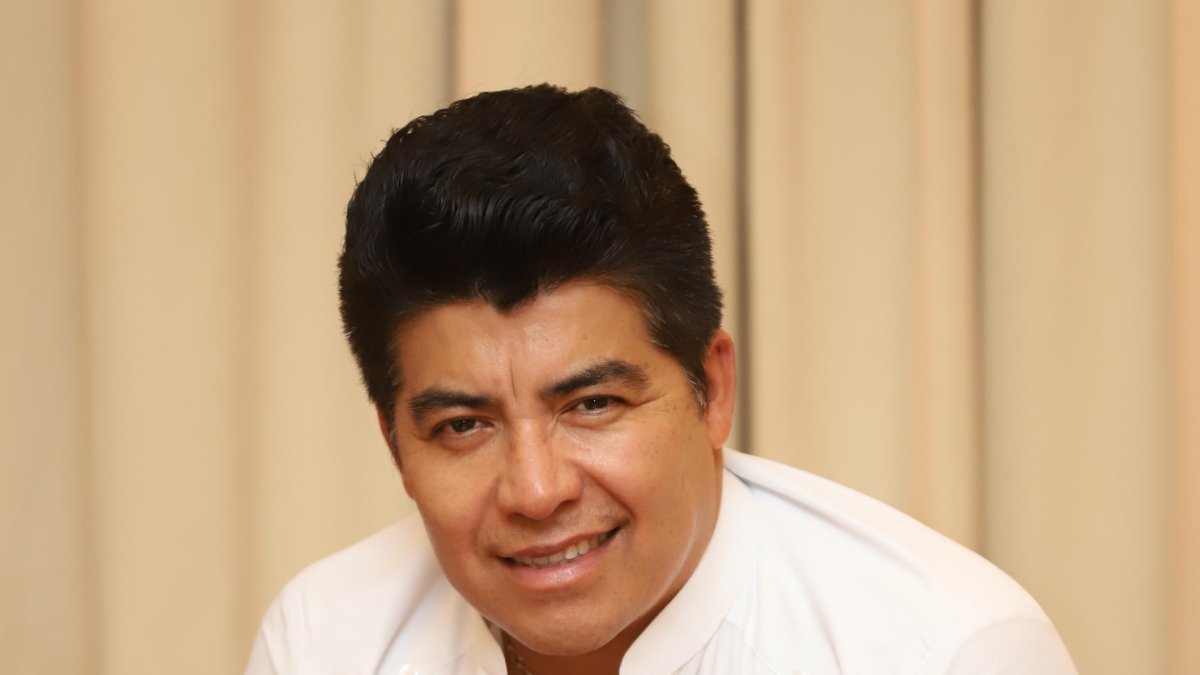 Gerardo tiene 

cuatro hijos con su aún esposa, Eva Oviedo. 