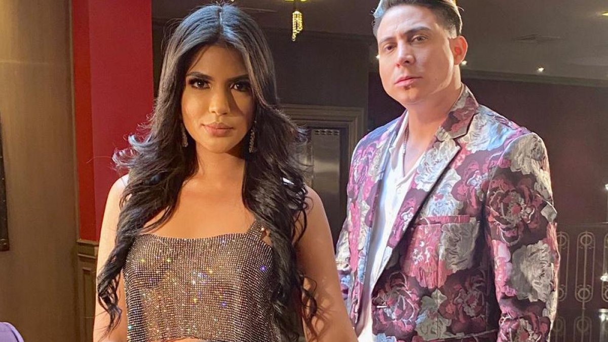 Conny y Don Day durante grabaciones de video musical.