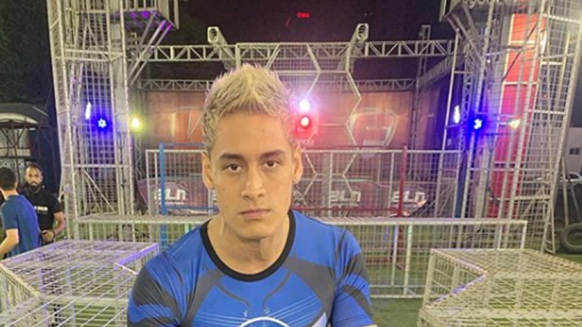 Simón Mora es participante del reality ‘BLN’ y pertenece al equipo de los Fantásticos.