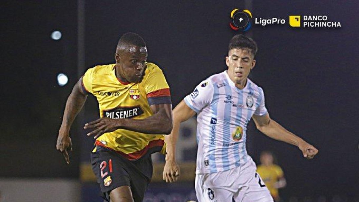 Tín Angulo puso un gol en el Chucho Benítez y falló un penal.