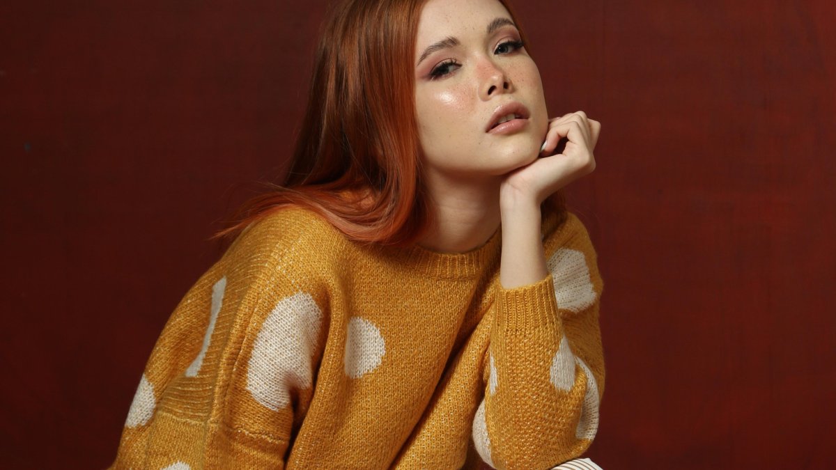 ayas y puntos 
¡Sí combinan!
El secreto para combinar estampados de lunares y de rayas estará siempre en la proporción. Un estampado debe ser más grande que otro.