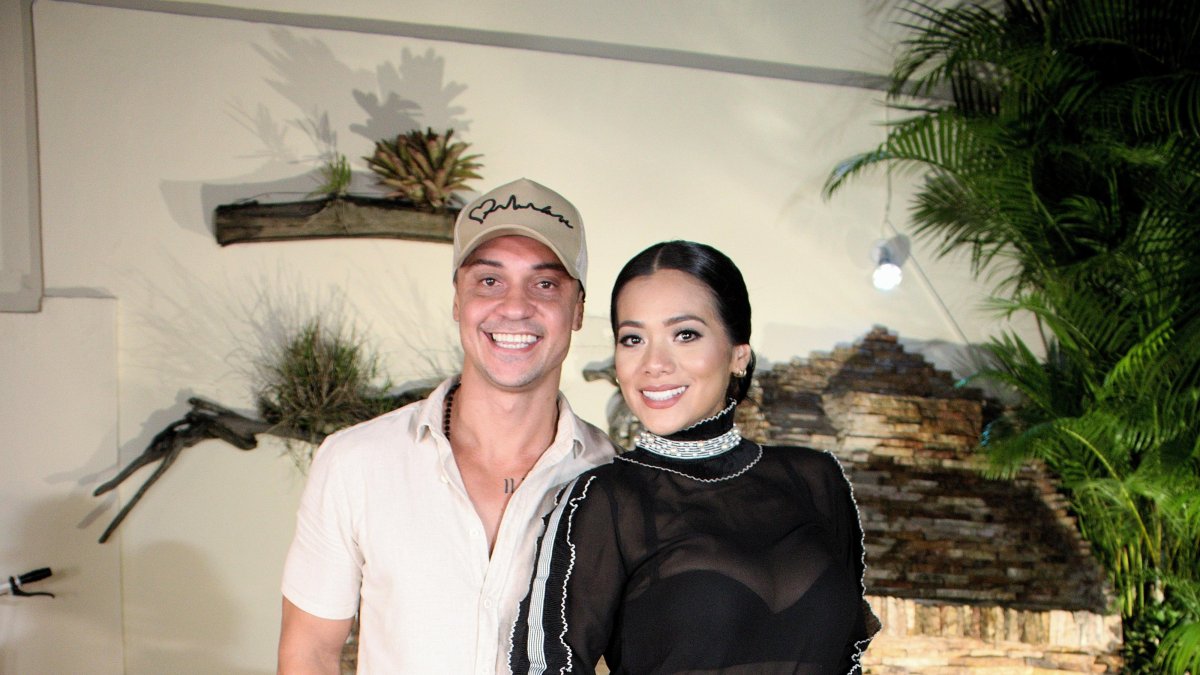 Danilo y Dora contrajeron matrimonio en 2012. Actualmente tiene un hijo de tres años..