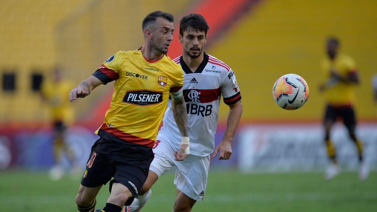 Barcelona perdió 1-2 ante el Flamengo.