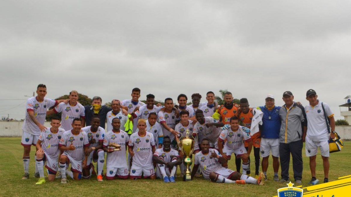 Bonita Banana volvió a los 33 años y se coronó campeón en la provincia de El Oro.