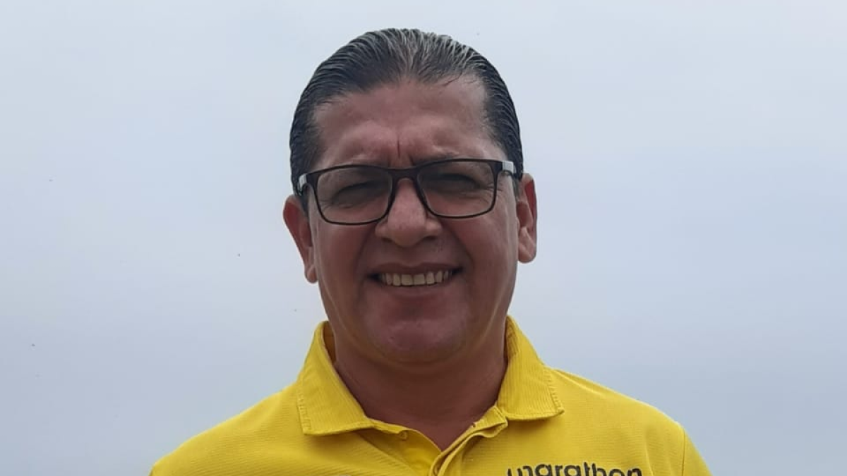 José Francisco  Palma, un manabita mundialista en el fútbol playa.