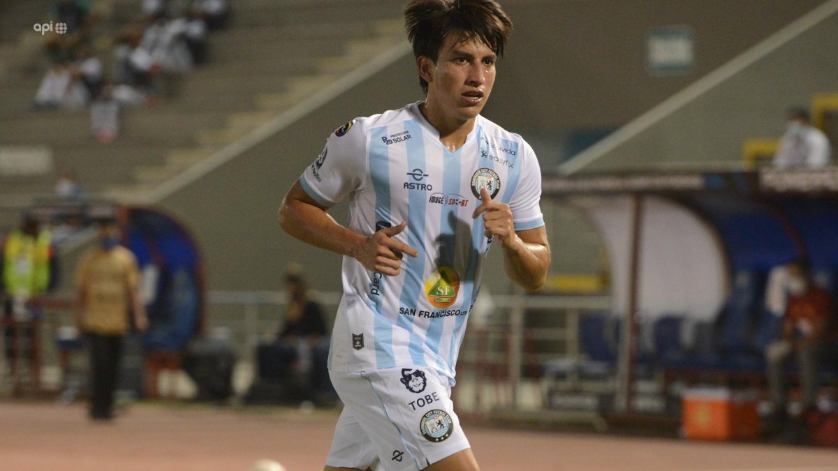 Fernando Gaibor ya debutó con Guayaquil City en la victoria 4-2 ante Aucas.