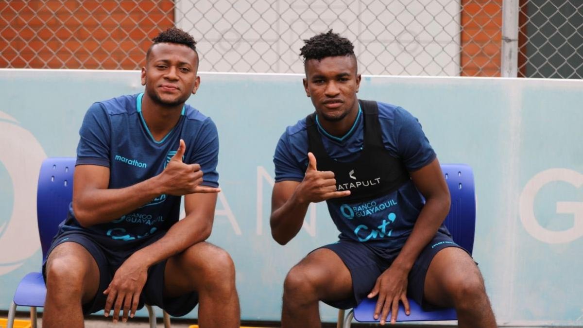 Michael Estrada y José Cifuentes jugadores de la Tricolor.