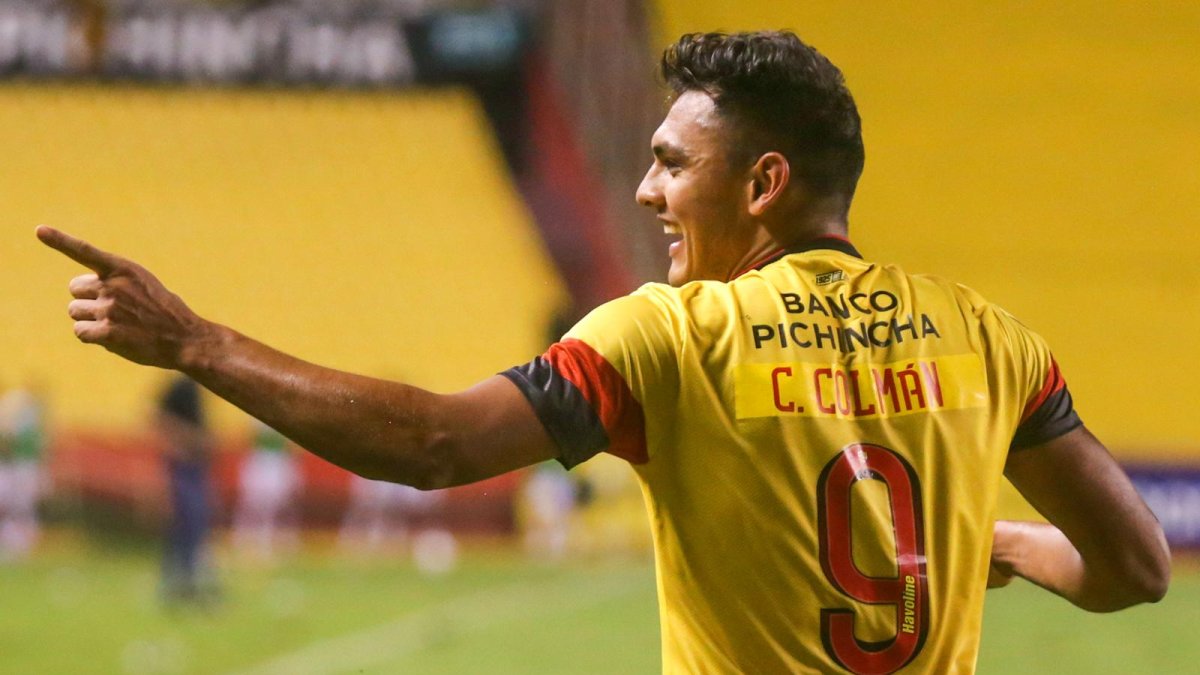 Chrstian Colman, se mandó un golazo ante Mushuc Runa.