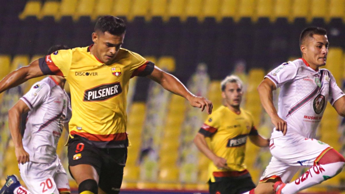 Christian Colman y su golazo ante Mushuc Runa.