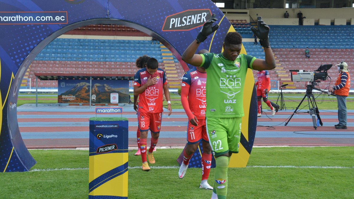 El portero de El Nacional, Leodán Chalá, en 14 partidos disputados recibió 21 goles. Además, atajó dos penales.
