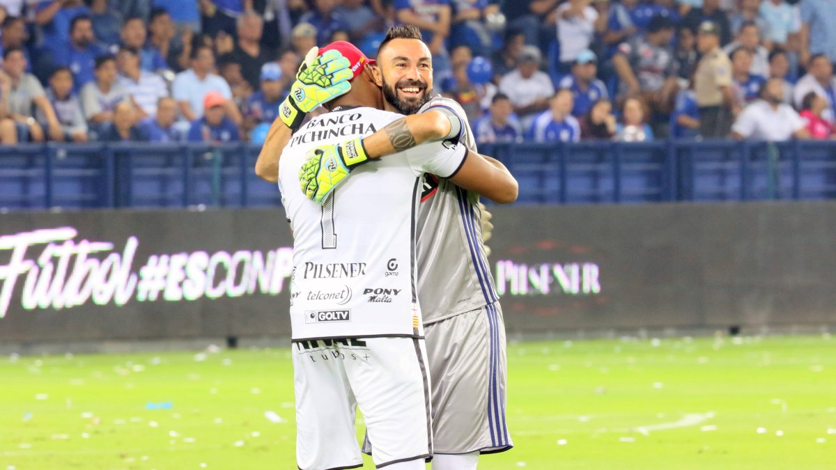 Máximo Banguera y Esteban Dreer son experimentados arqueros que buscan seguir vigentes.