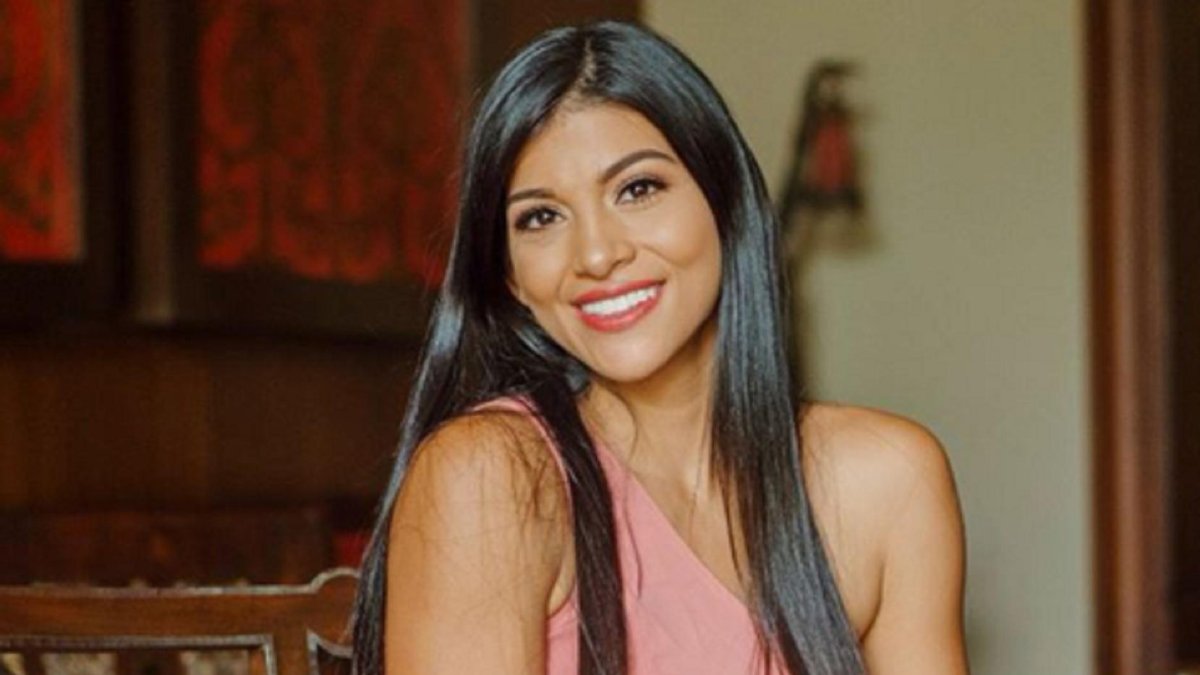 Rahab está dedicada a sus proyectos personales y descarta cualquier relación amorosa.