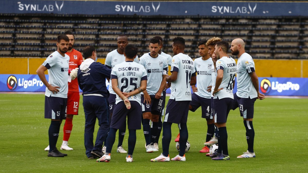 La Universidad Católica está lista para el debut en la Libertadores. El técnico Santiago Escobar cuenta con equipo completo.