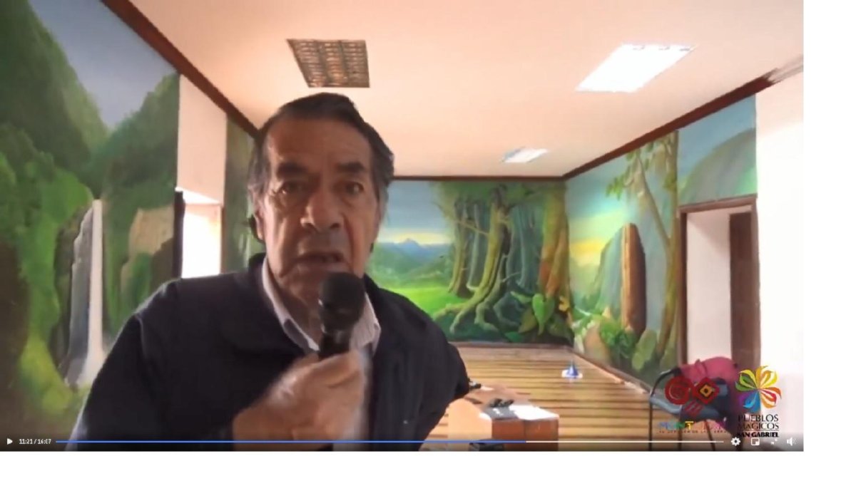 El maestro montufareño Carlos Enríquez explica que esta área del museo estará dedicada a la naturaleza.