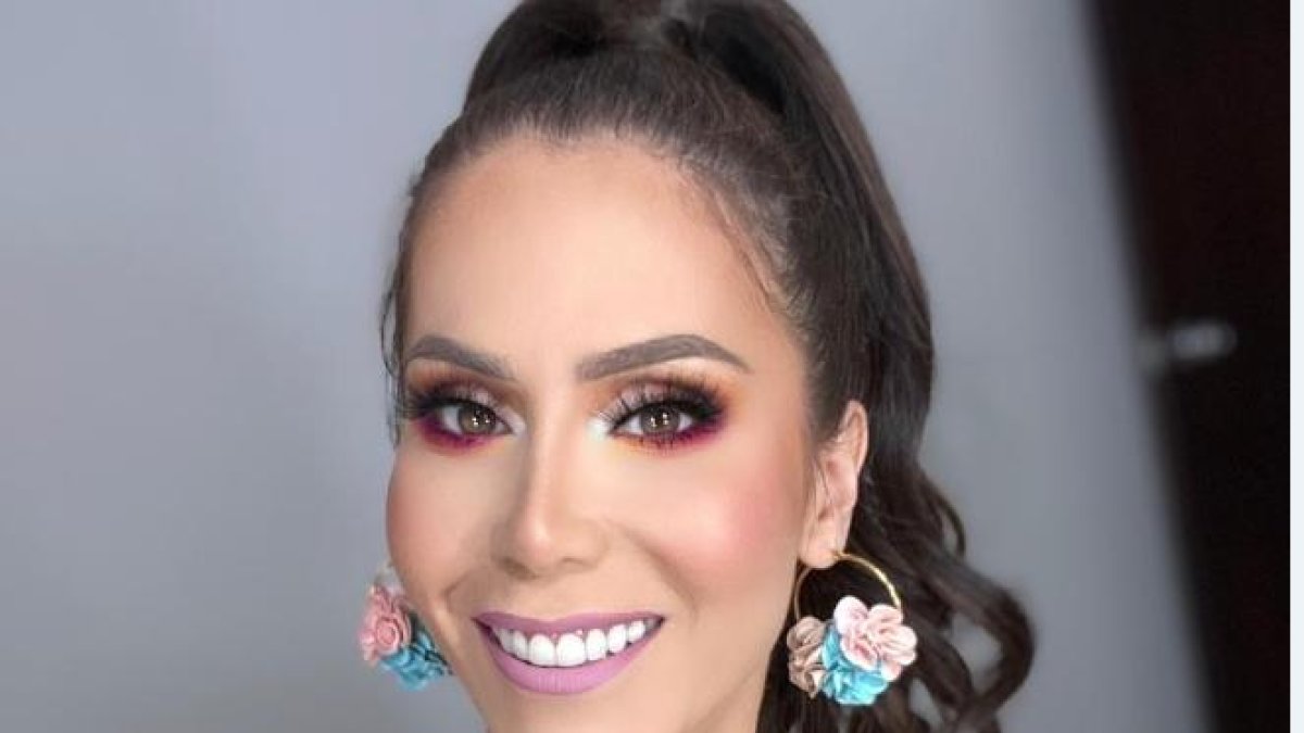 Gabriela 
Gabreila Guzmán dedica su tiempo a laborar en su tienda online, en la que vende mercadería 
variada.