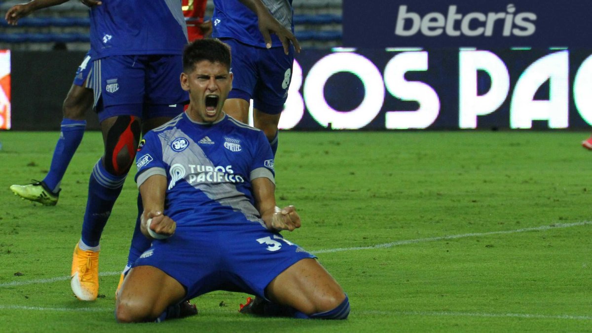 Facundo Barceló, el hombre gol del Emelec.