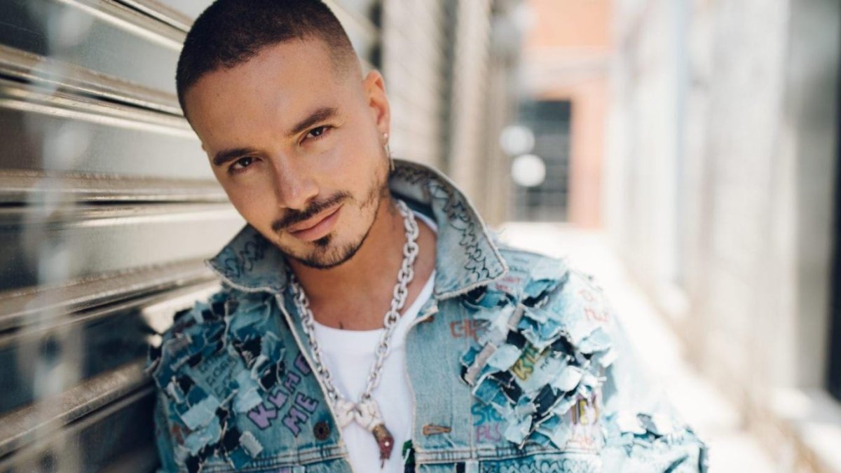 Los días pasados, el silencio del artista fue criticado por sus seguidores.