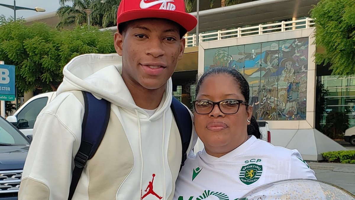 Gonzalo Plata y su madrecita Mónica Jiménez.