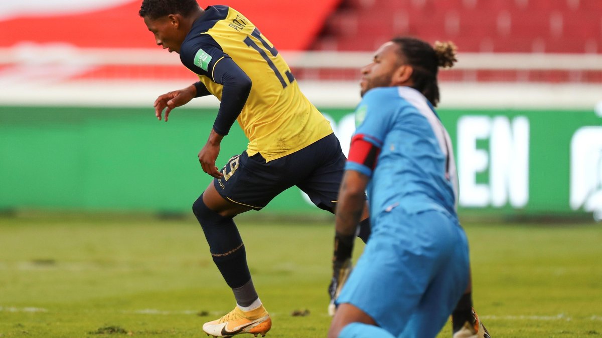 Gonzalo Plata hizo el gol ante Perú y lleva tres en las eliminatorias.