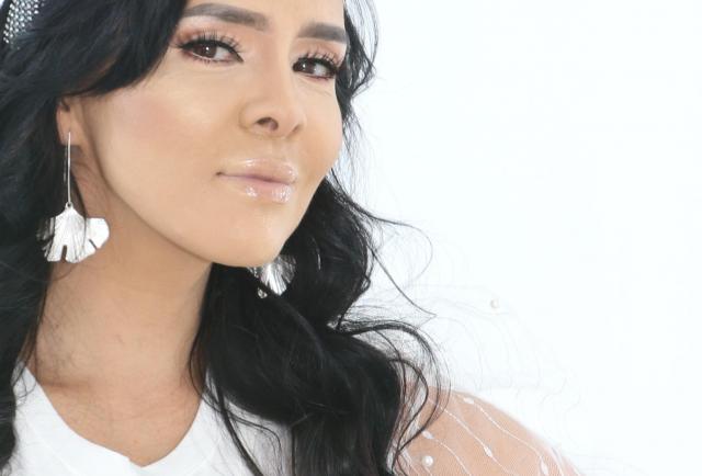 Presentadora Karen Minda y su esposo detenidos por agresión
