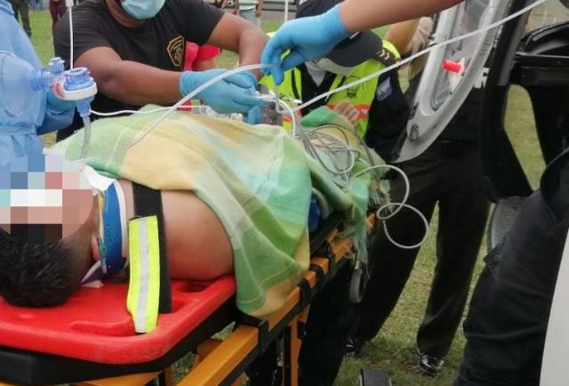 Impactante: Policía está grave de salud por un machetazo