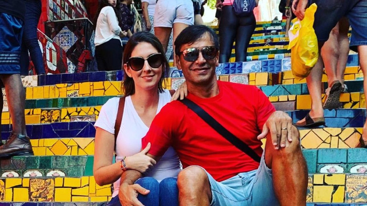 Fabián Bustos con su esposa Romina en uno de los tantos viajes a Brasil.