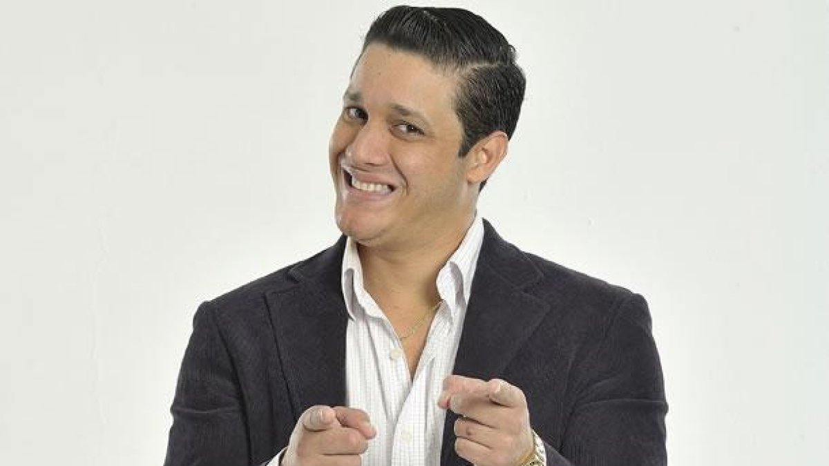 El mes pasado, Carlos José reveló que había terminado su relación con la modelo Chistina Harzer.