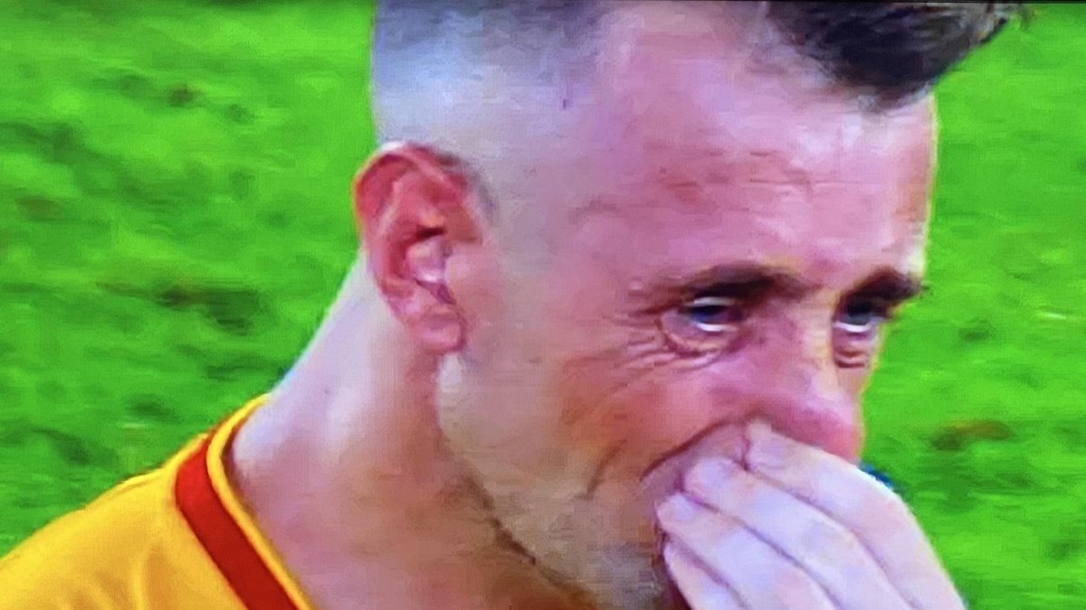 Mientras Damián Díaz lloraba, los hinchas lo aplaudían. La otra cara de la derrota, donde la impotencia se transforma en pesar. El regreso de los hinchas fue durísimo.