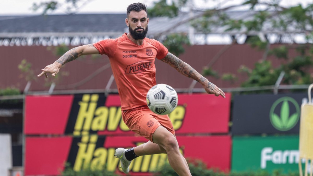 Gonzalo Mastriani estará en la delantera amarilla.