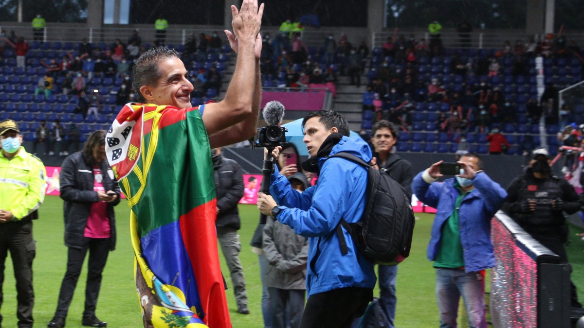 Renato Paiva se mostró feliz por su primer título con el Independiente del Valle y ahora apunta al bicampeonato nacional con los rayados.