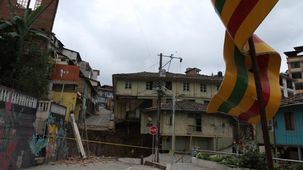 La población de Zaruma sigue consternada y asustada por los hundimientos en el casco urbano.
