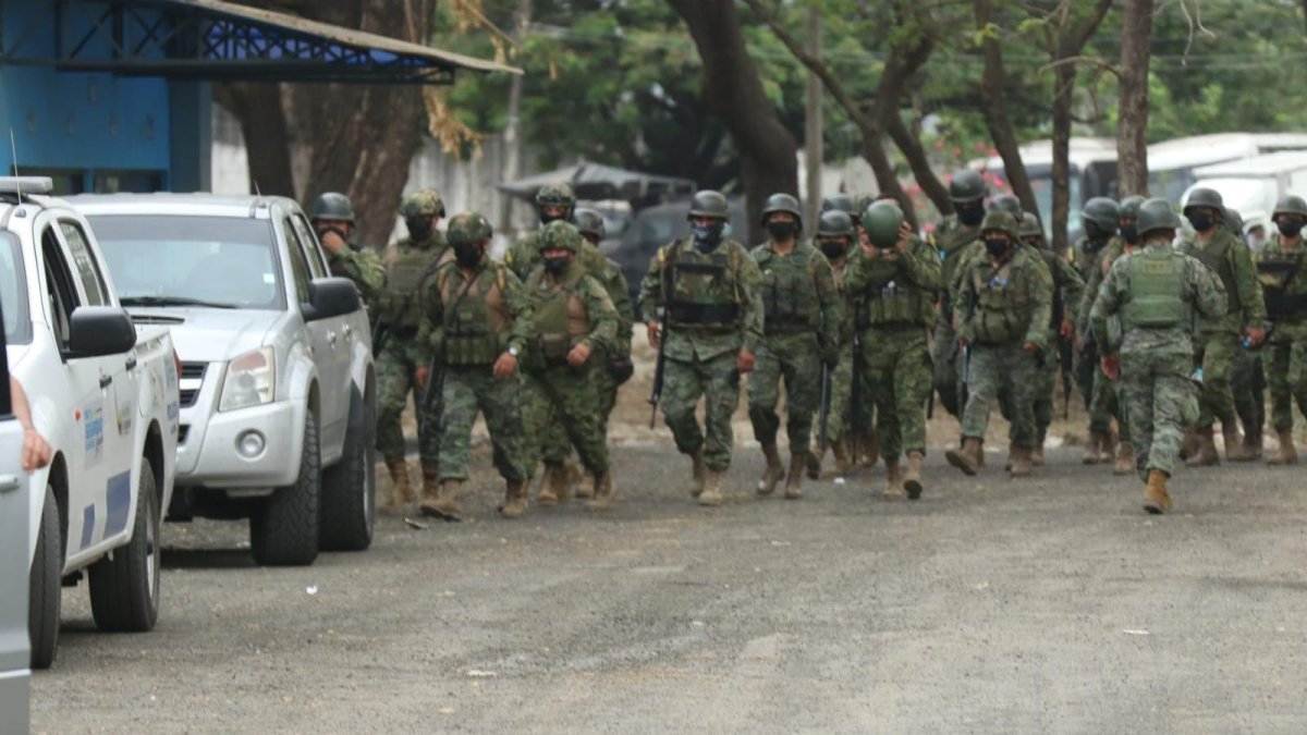Elementos de la Fuerzas Armadas refuerzan el control en la penitenciaría del Litoral
