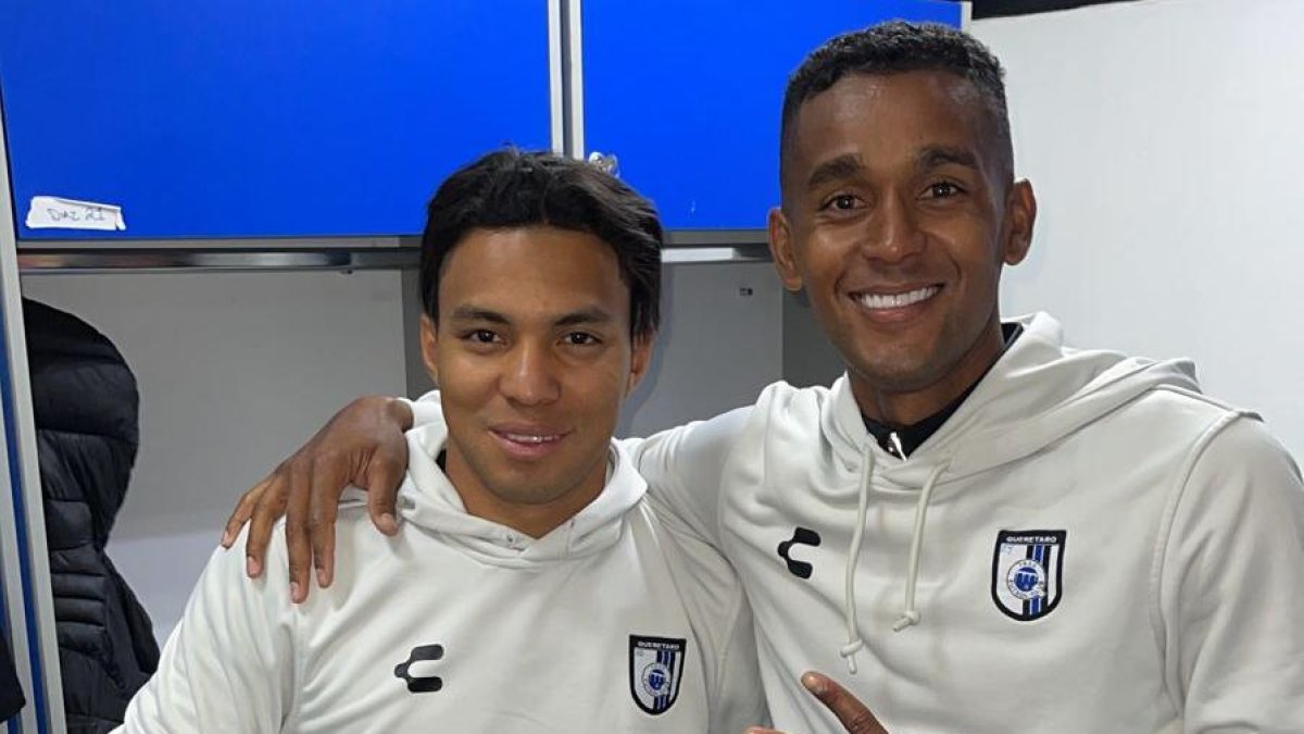 Jefferson Montero y Fidel Martínez ecuatorianos del Querétaro.