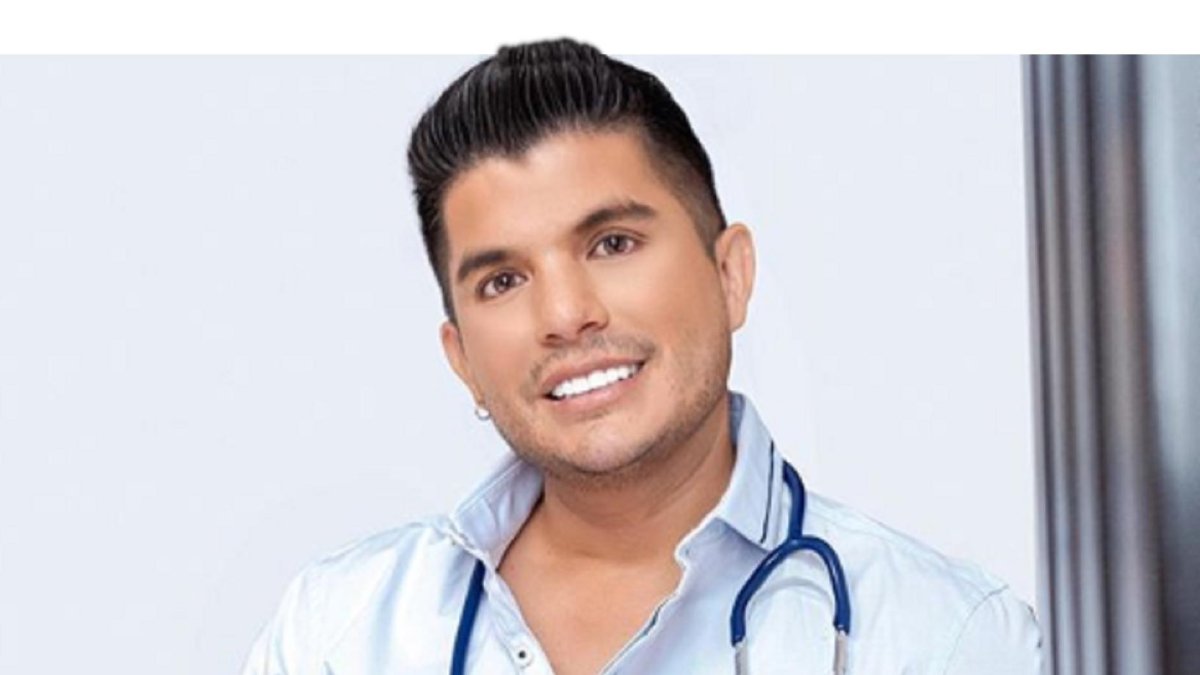 El empresario ha publicado varias de las grabaciones de su programa en Instagram.