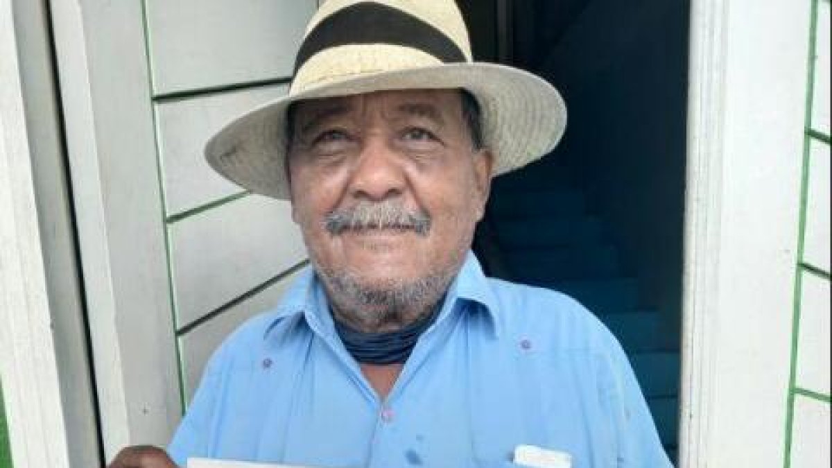 Don Richard dice que este premio es un aliciente porque en estas épocas de lluvia no cae mal un dinerito EXTRA