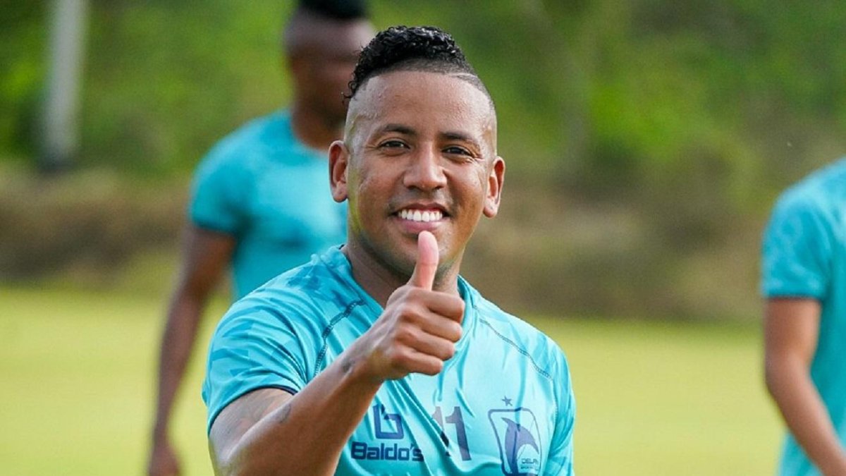 Joao Plata debutará el 19 de febrero del 2022 con la camiseta del Delfín ante Barcelona.