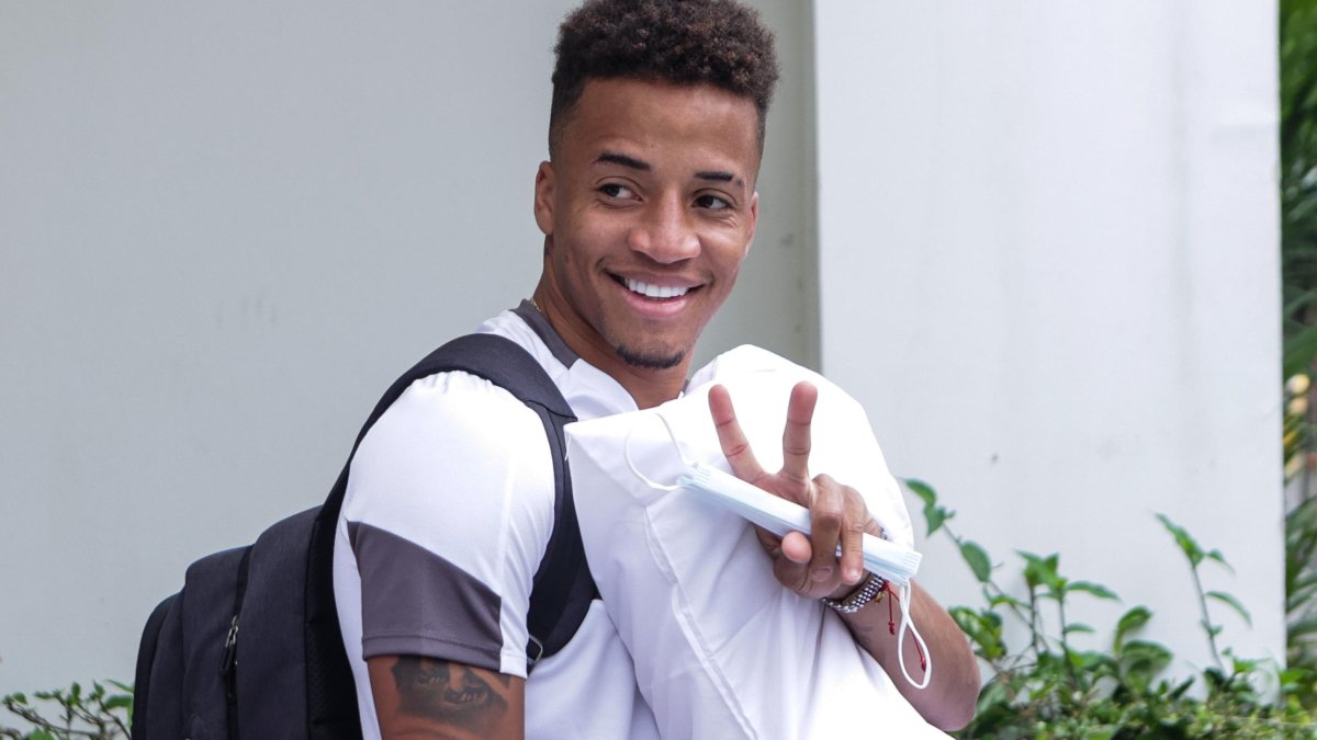 Byron Castillo, jugador de Barcelona que estará ante Delfín.