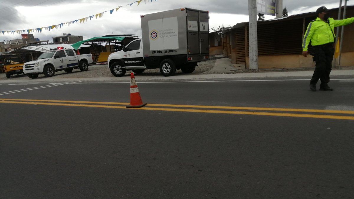 Las autoridades exhortan a los conductores manejar con más prudencia en las vías.