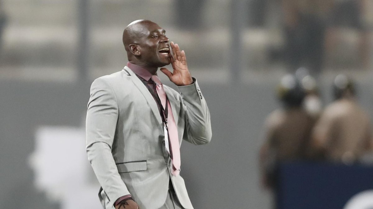 Segundo Alejandro Castillo fue entrenador interino de Barcelona cuando Fabián Bustos dejó el club.