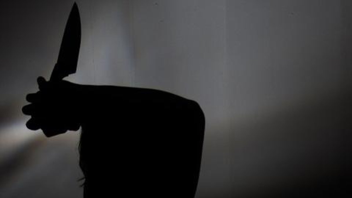 A un estudiante universitario le habrían cortado la vida con un arma cortopunzante. (foto referencial).