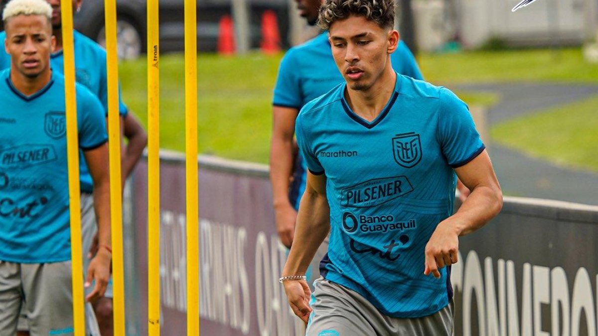 Jeremy Sarmiento va por Gonzalo Plata ante Paraguay.