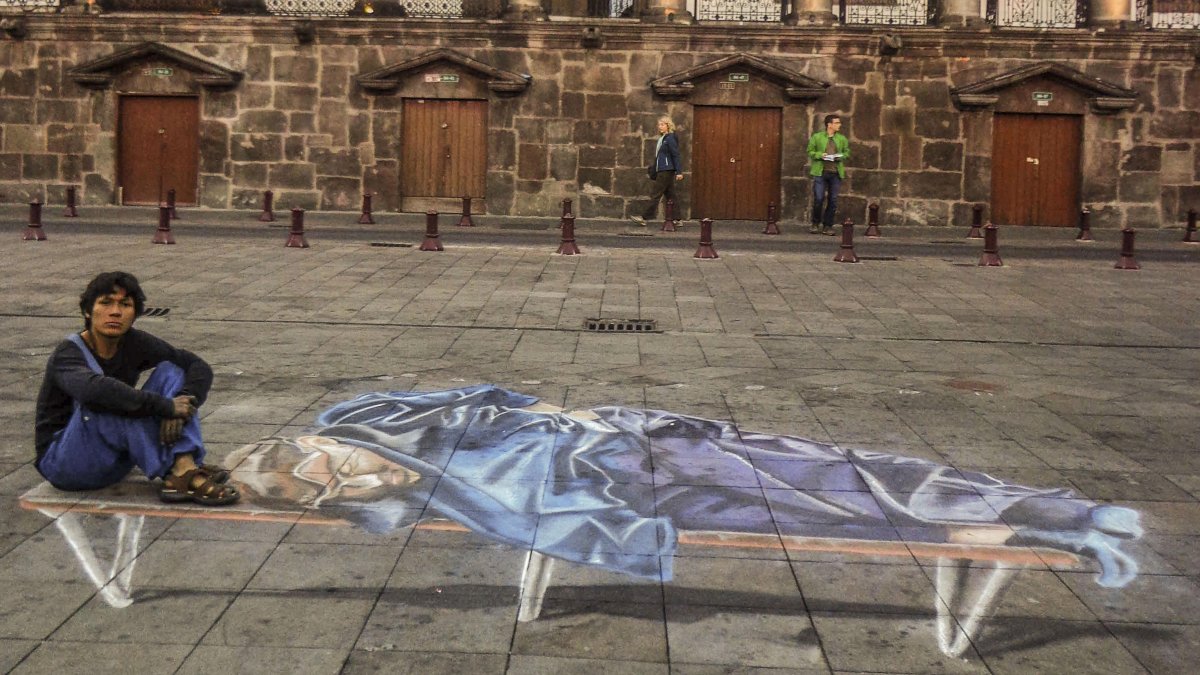 Para el ‘veci’, lo más importante del arte es que  sirva como una crítica social, dice.