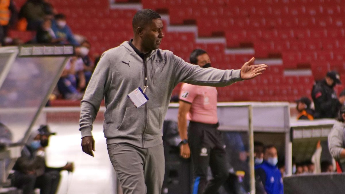 Edison Méndez que dirige a Liga de Quito, dice que también es hincha de este equipo.