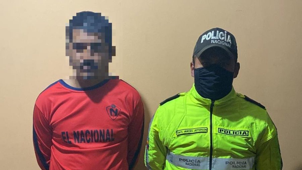 El detenido registra dos  antecedentes penales. En uno de esos casos estuvo involucrado en un accidente de tránsito.