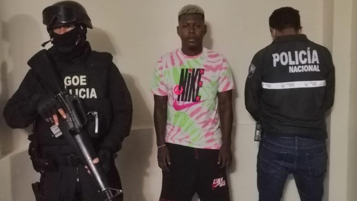 Gabriel Cortez fue detenido en su casa, en una urbanización de la vía a la costa de Guayaquil.