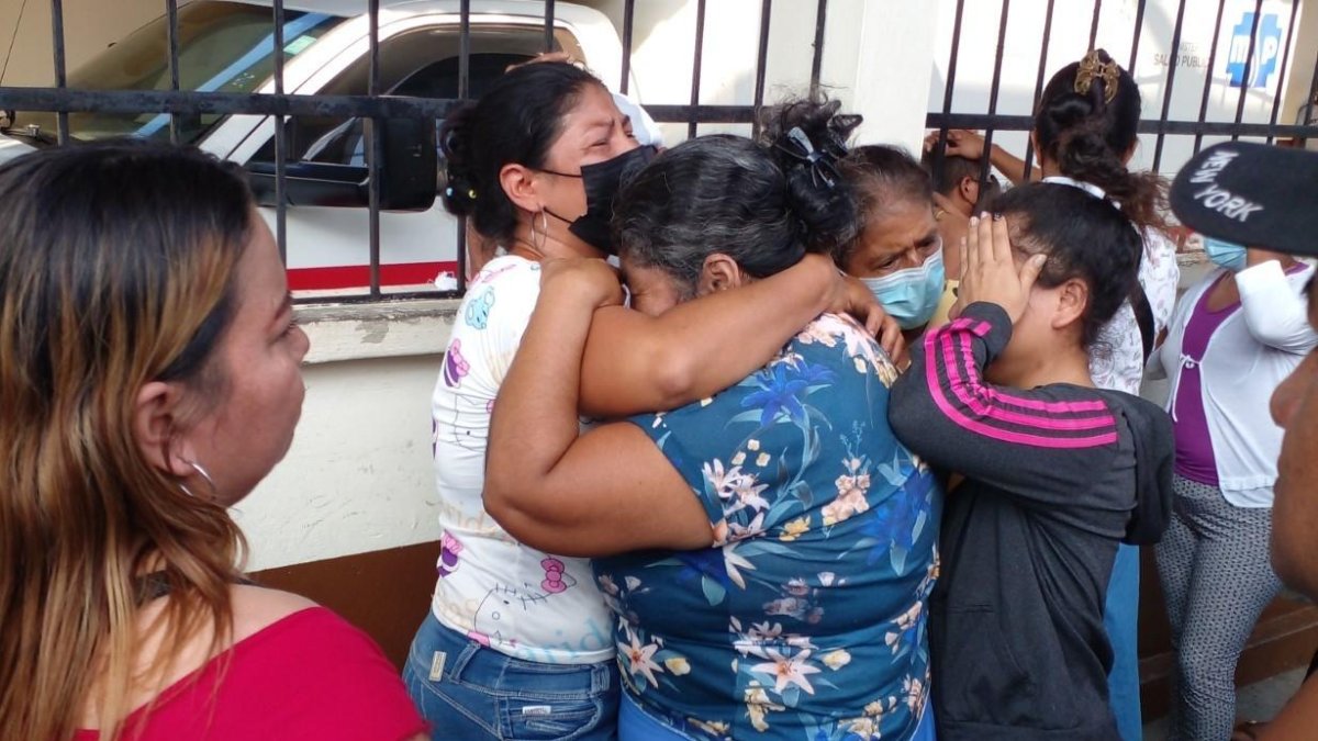 “Hija querida me dejas”, repetía Esperanza Cevallos, luego de conocer la muerte de Merly.