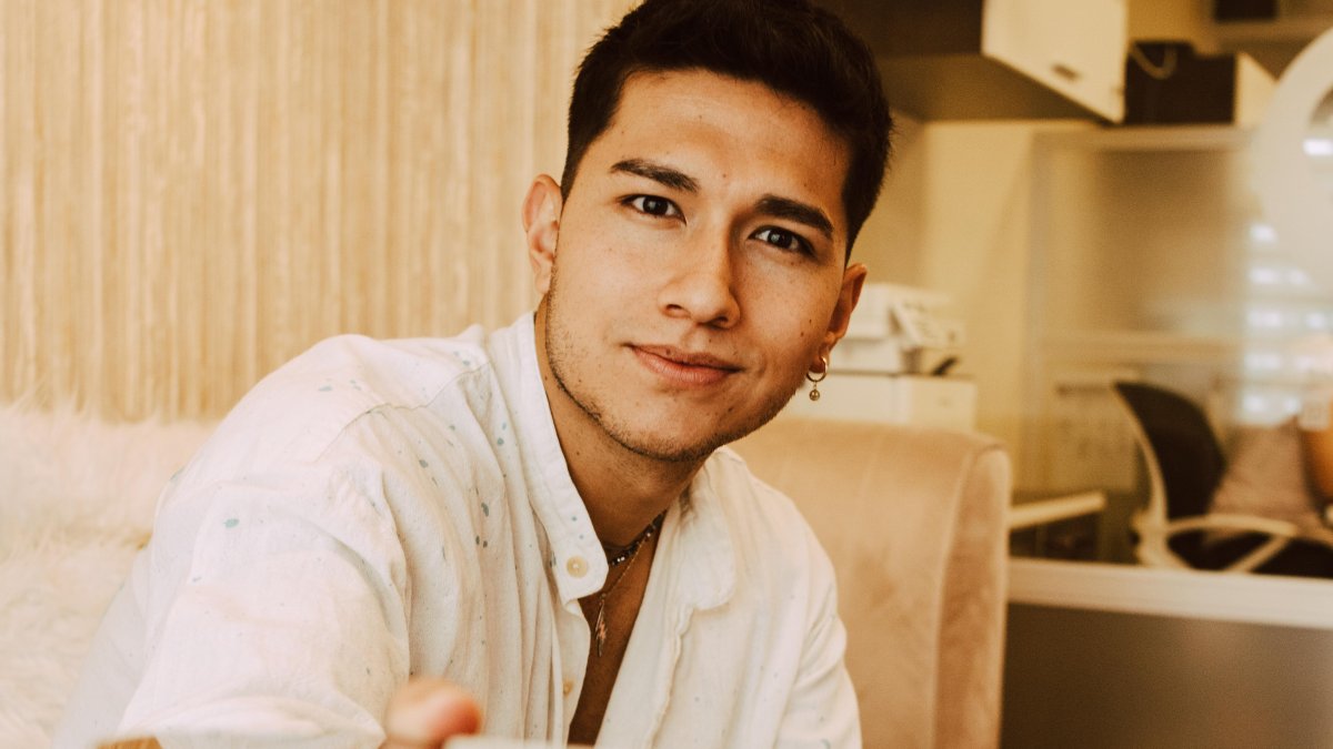 Durante varias semanas realizó gira de medios en Guayaquil.