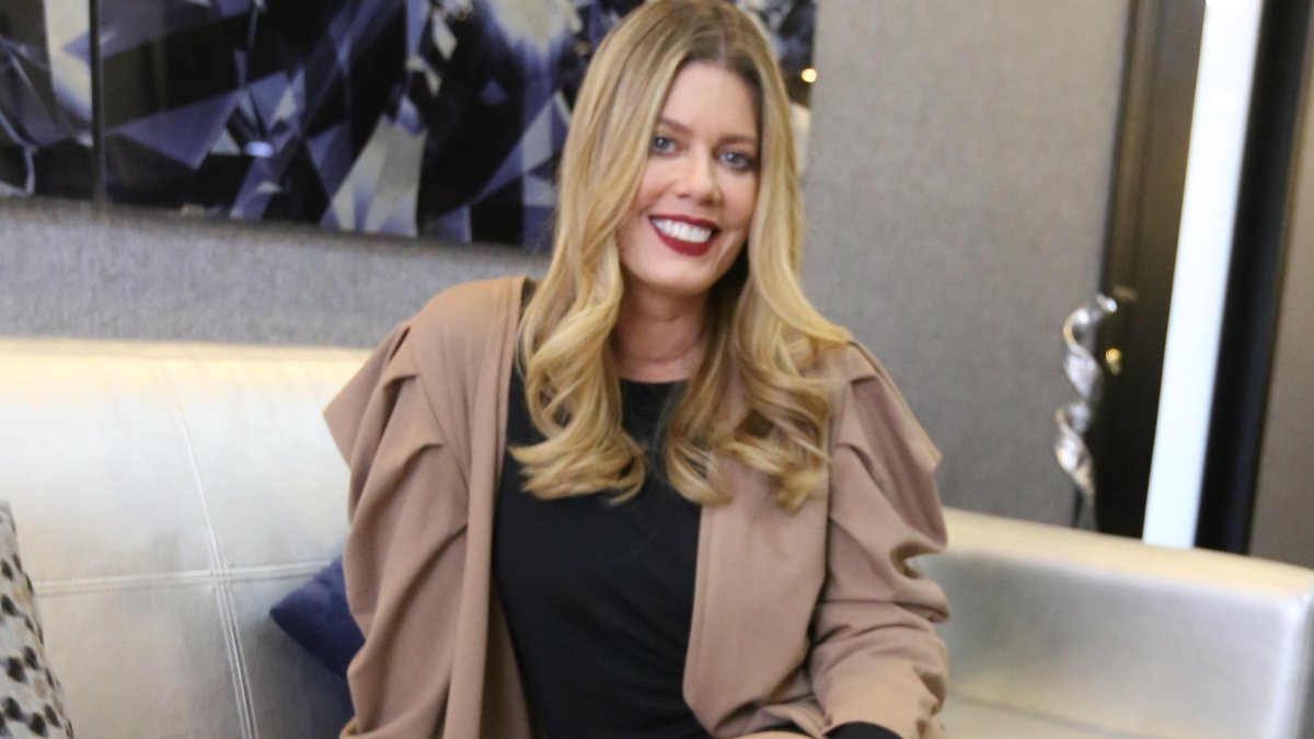 La actriz llegó a Ecuador para presentar la obra ‘Naturalmente rubia’. Dice que el color de pelo no la hace tonta.